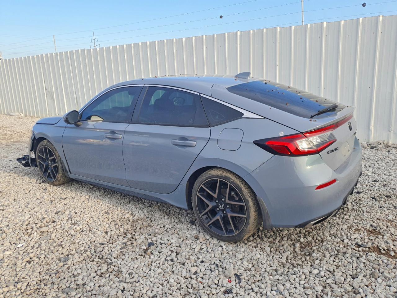 2022 Honda Civic Sport Touring - Фото 2