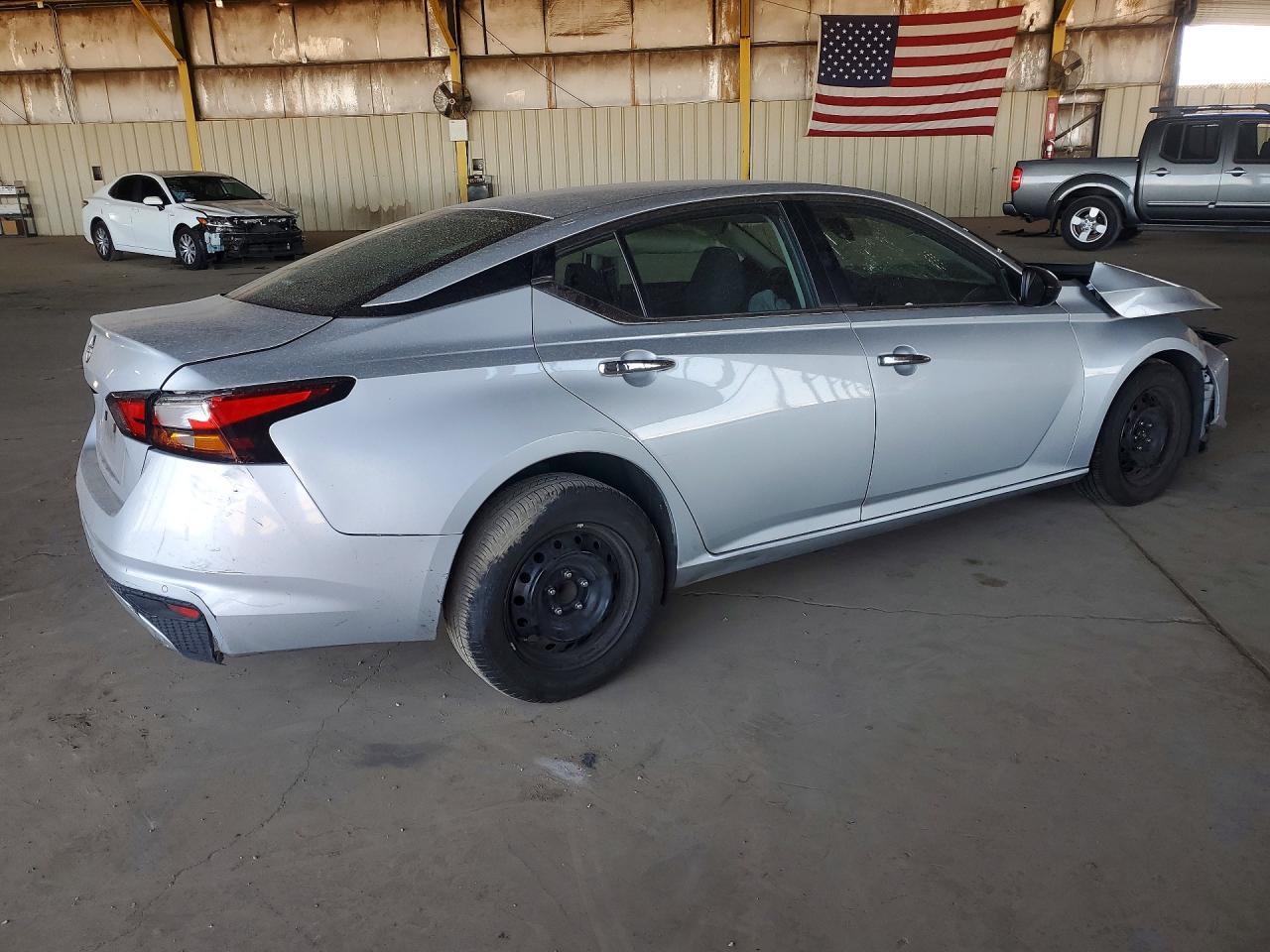 2024 Nissan Altima S - Фото 3