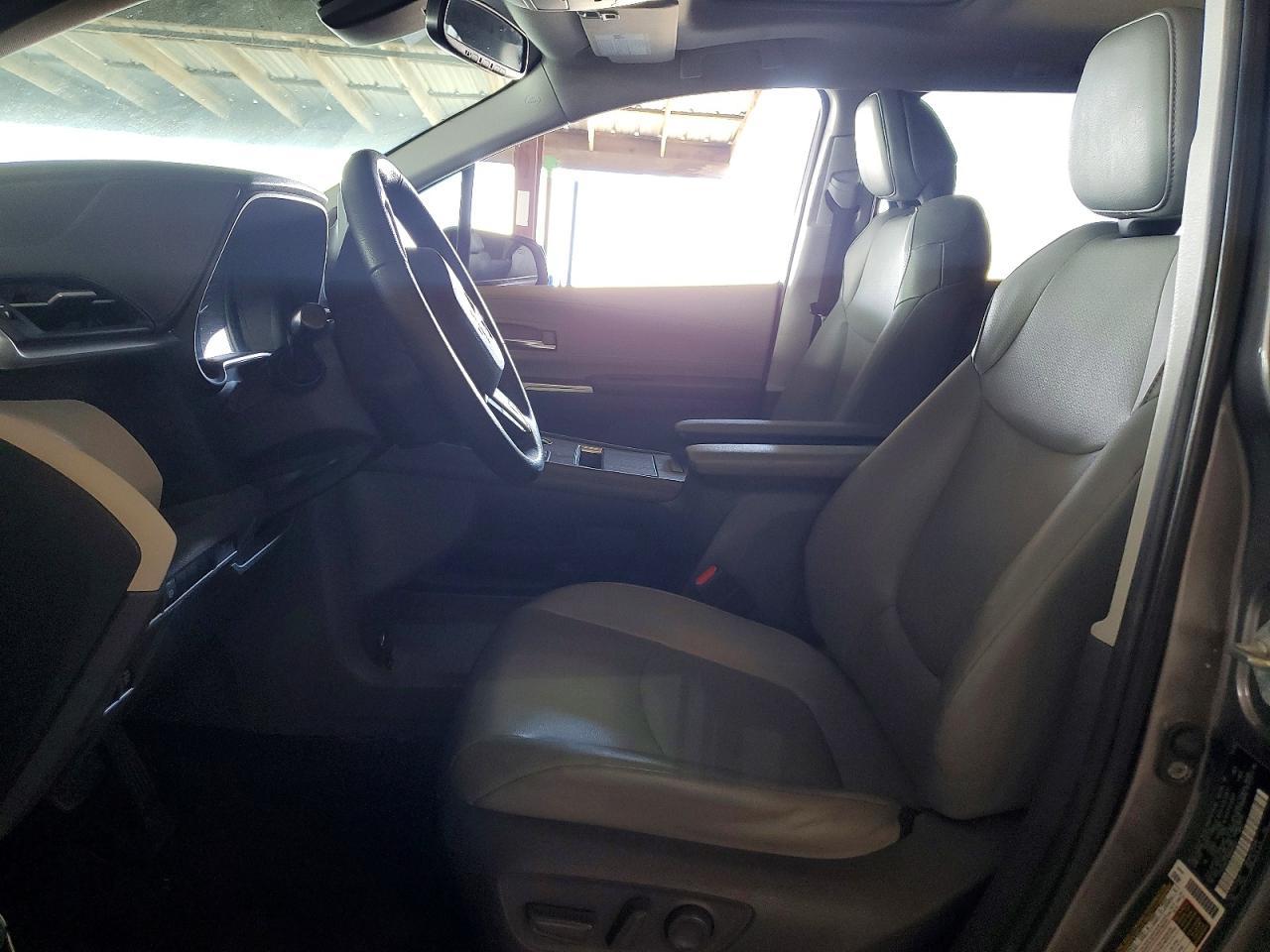 2021 Toyota Sienna Xle - Image 7