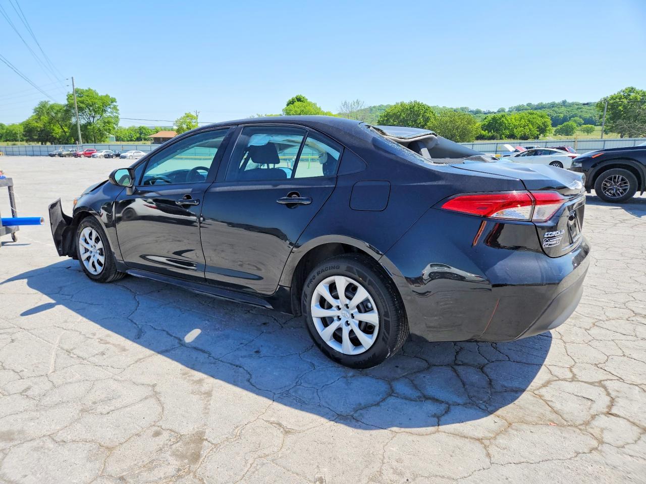 2024 Toyota Corolla Le - Фото 2