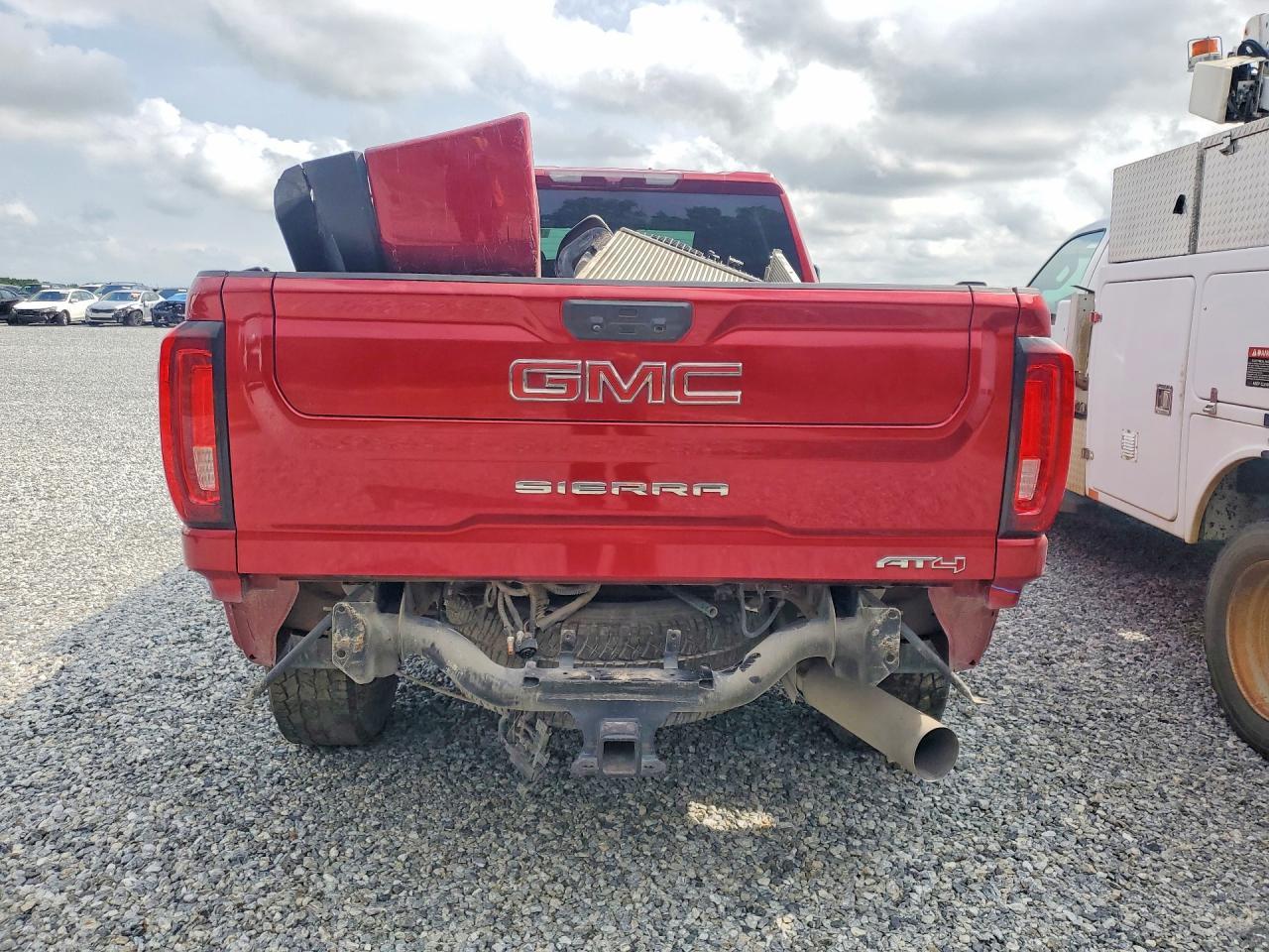 2023 GMC Sierra K2500 At4 - Фото 6
