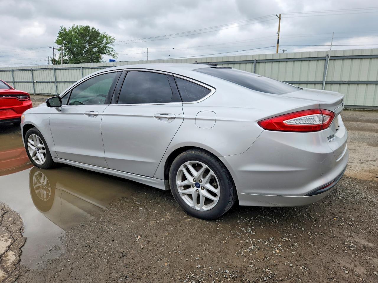 2013 Ford Fusion Se - Image 2