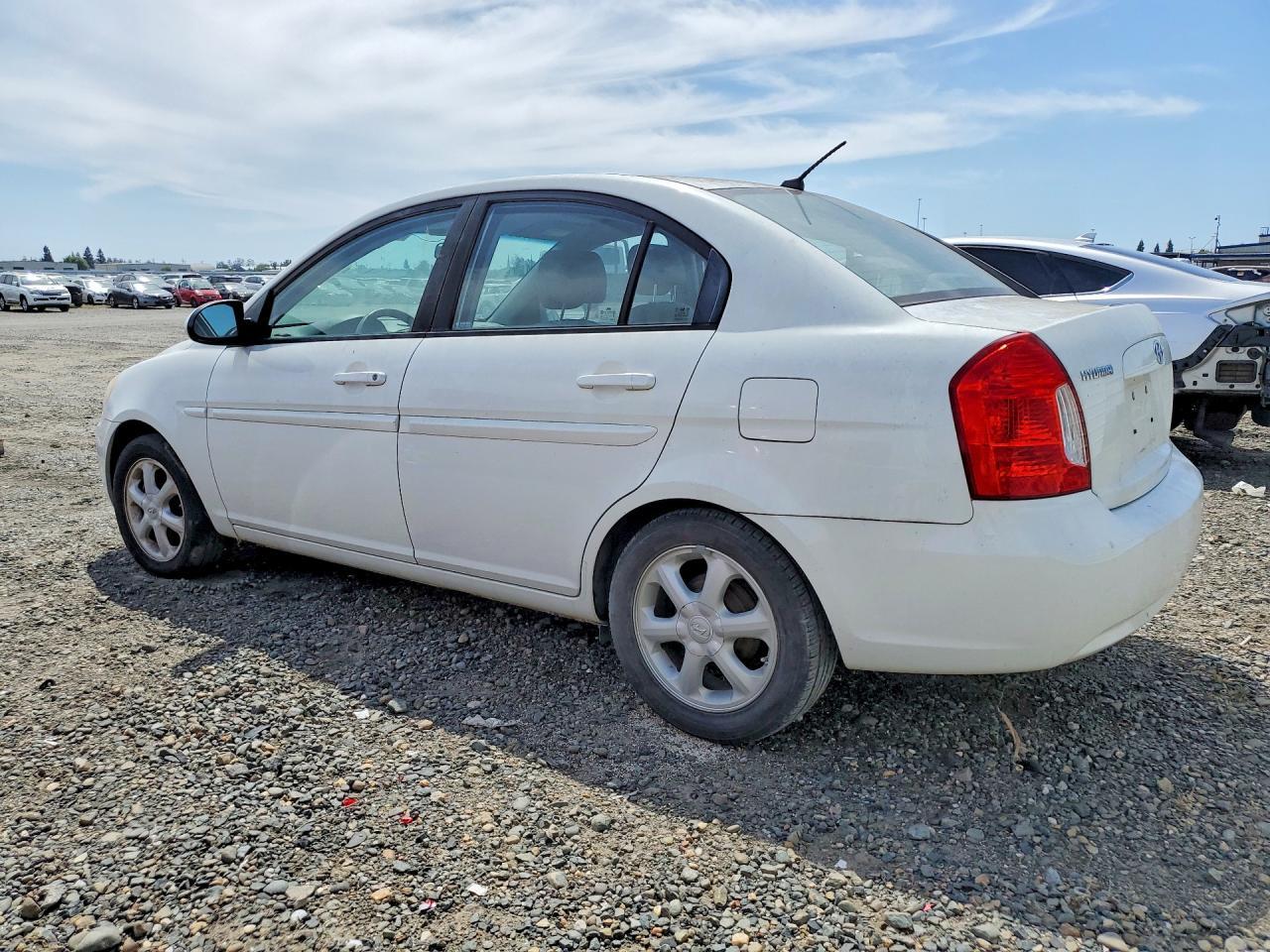 2008 Hyundai Accent Gls - Фото 2