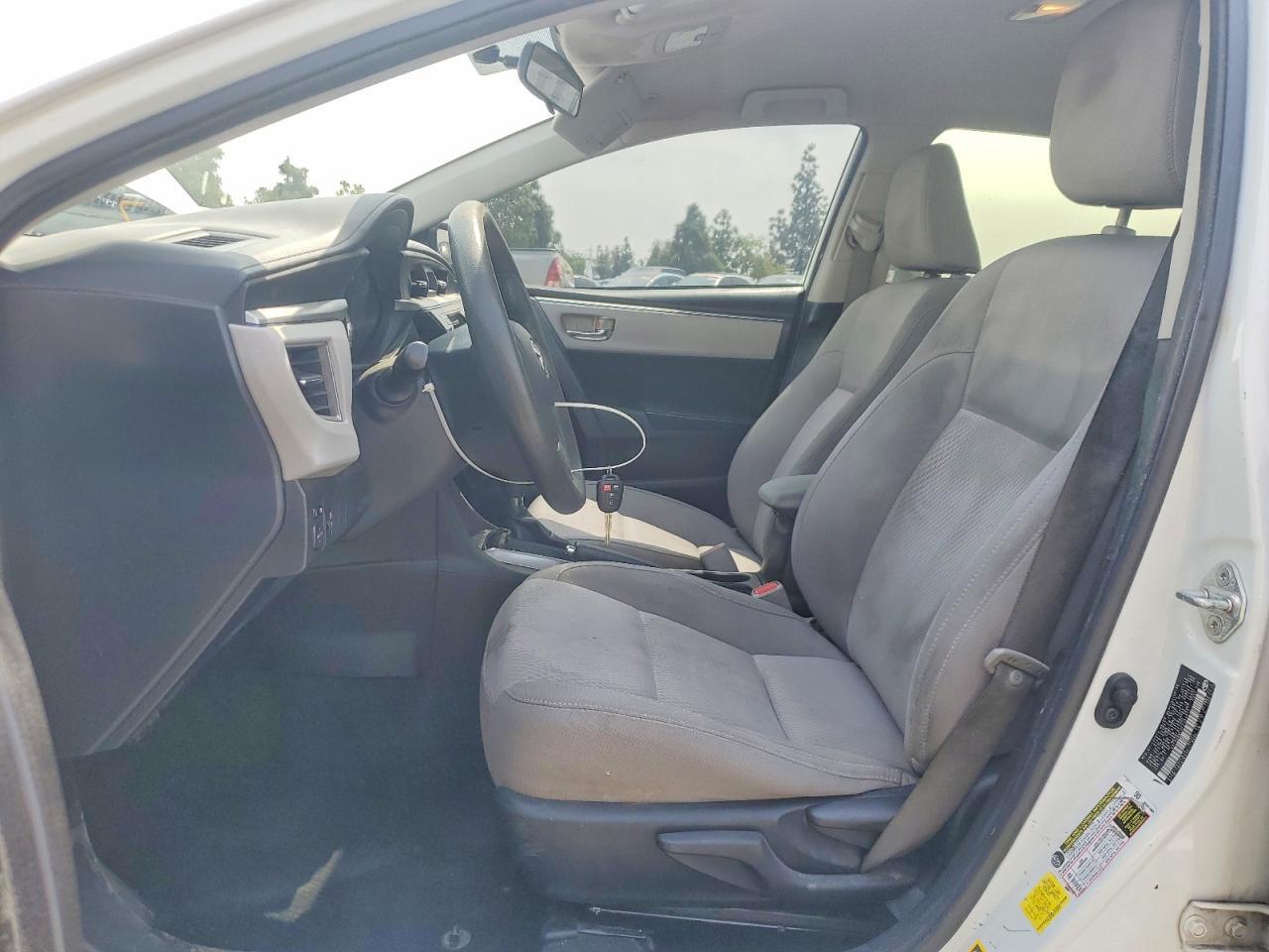 2015 Toyota Corolla Le Plus - Фото 7