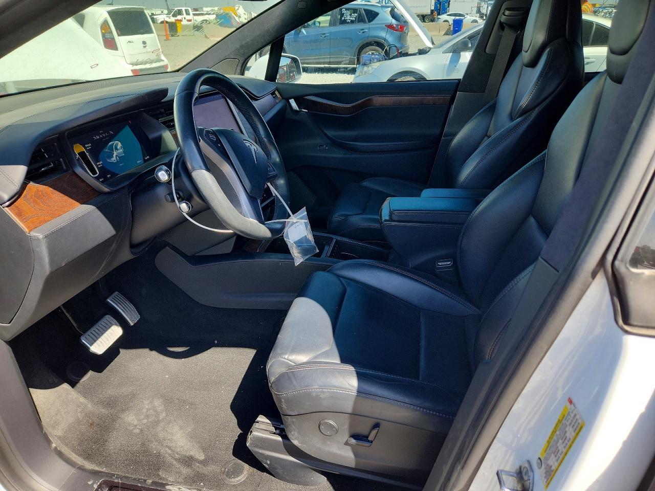 2019 Tesla Model X - Фото 7