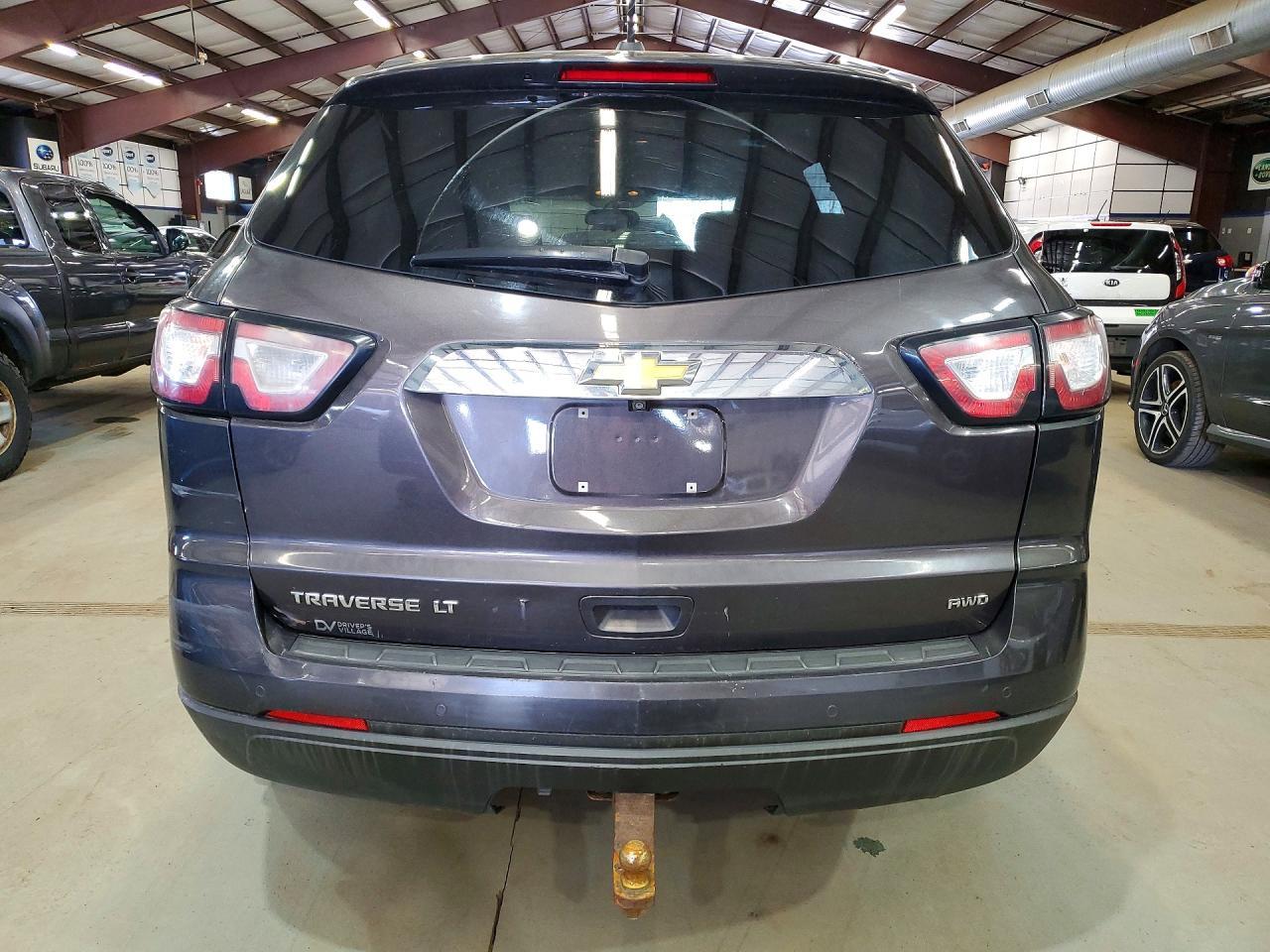2017 Chevrolet Traverse Lt - Image 6