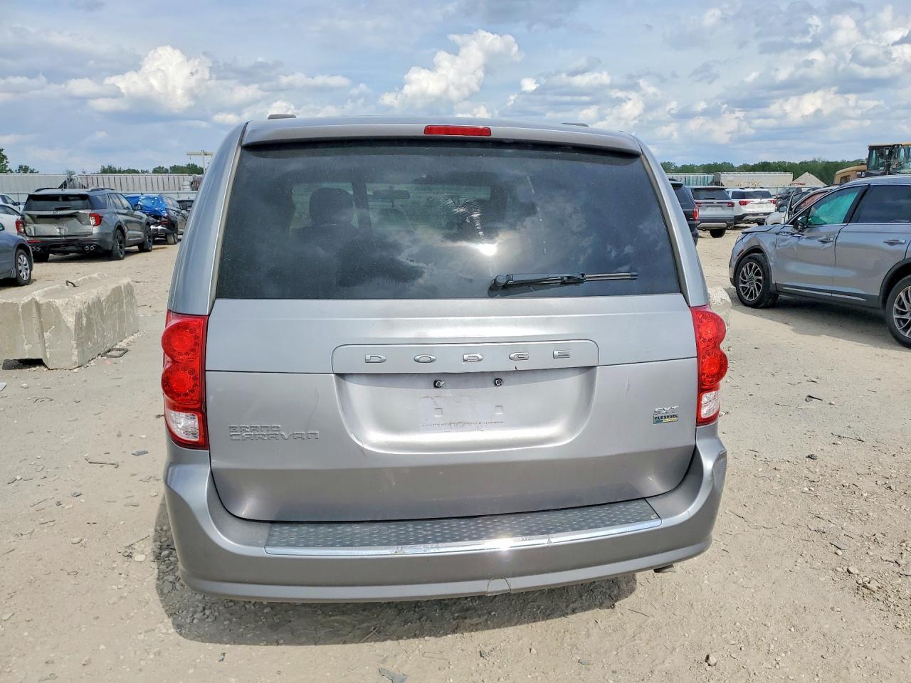 2014 Dodge Grand Caravan Sxt - Фото 6