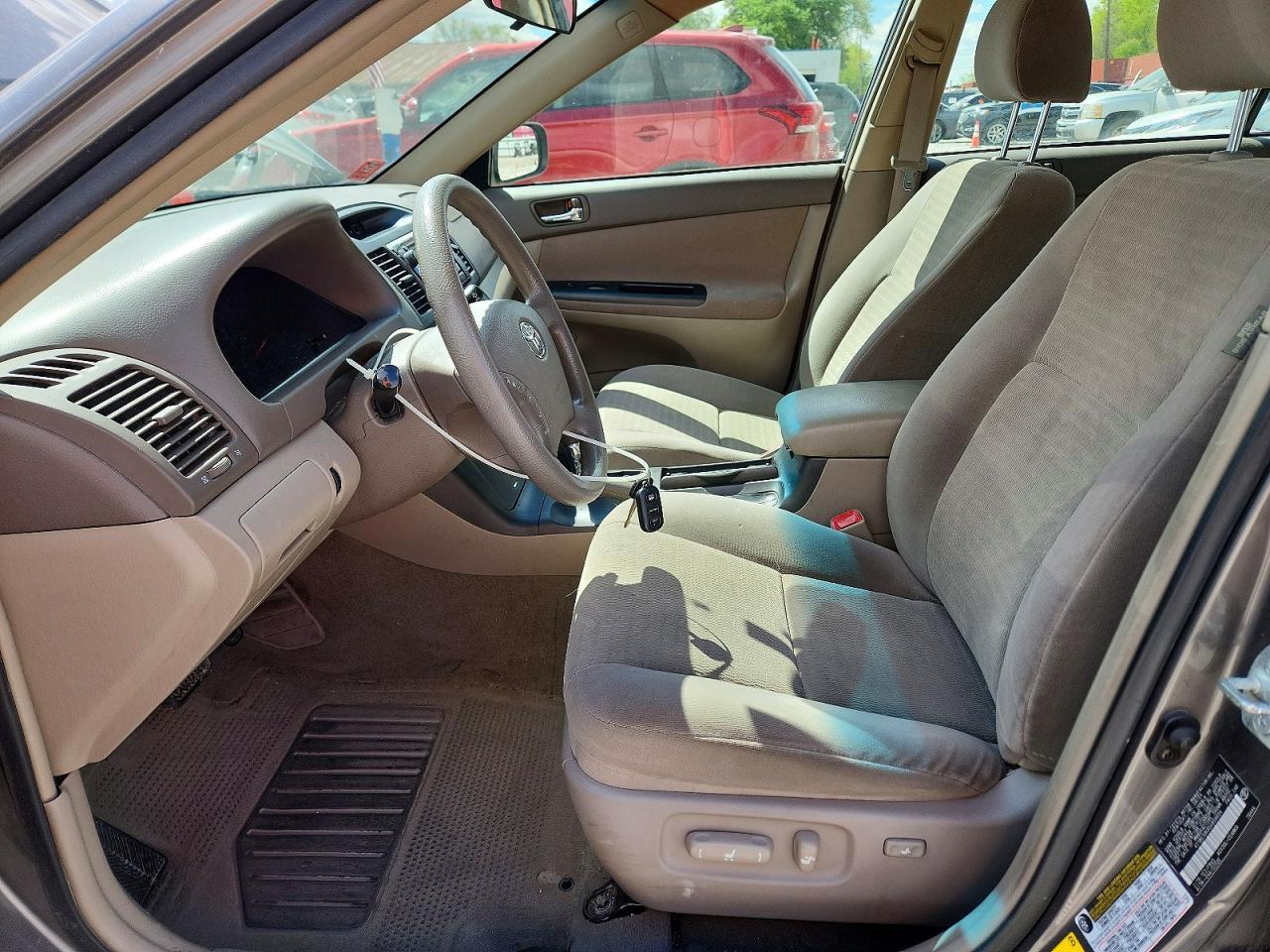 2005 Toyota Camry Le - Фото 7