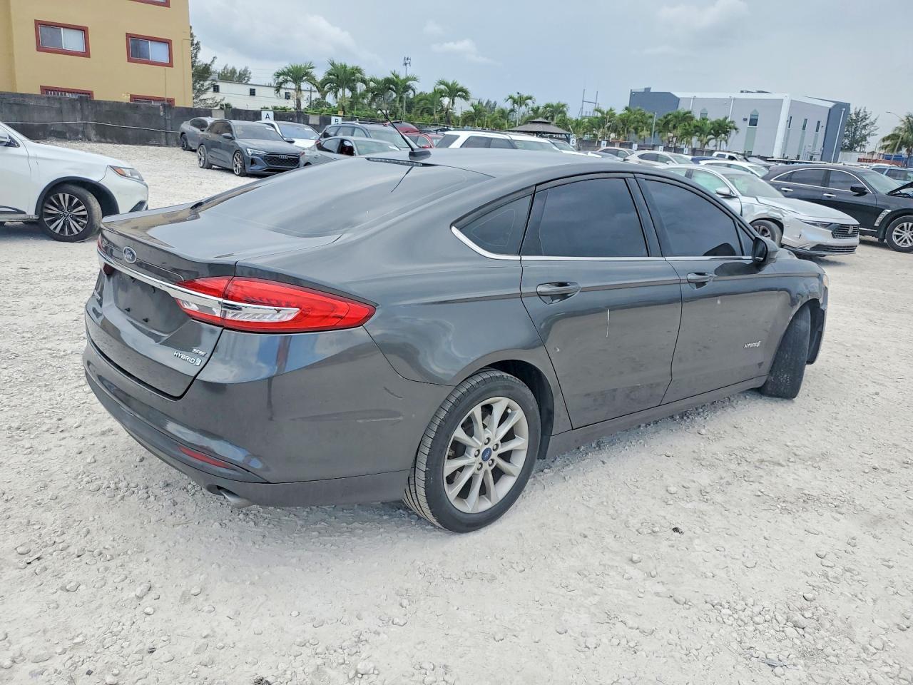 2017 Ford Fusion Se Hybrid - Фото 3