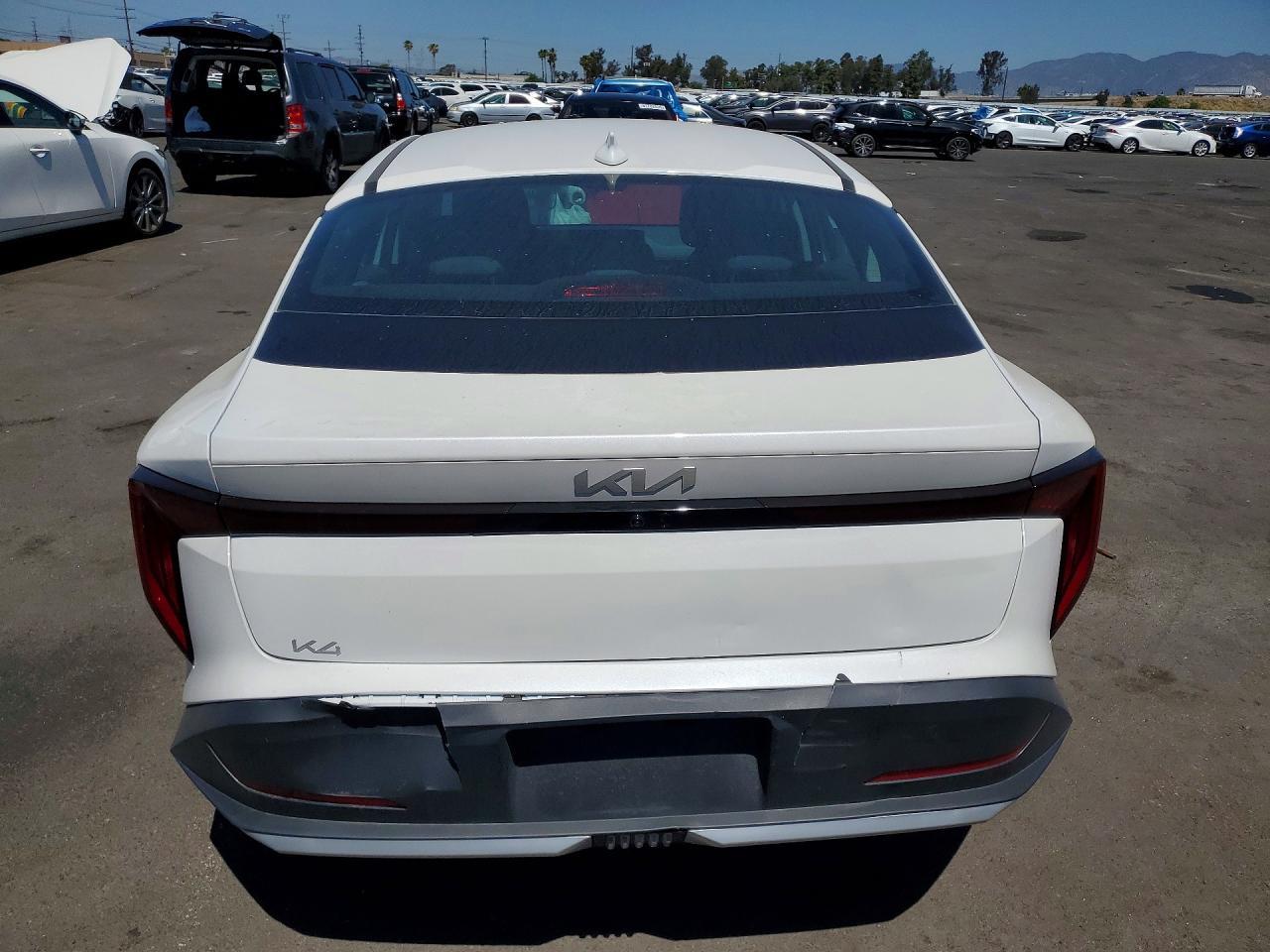 2025 Kia K4 Ex - Фото 6