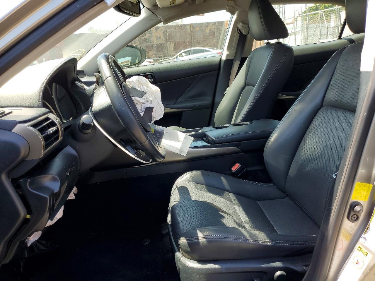 2014 Lexs Is 250 - Image 7