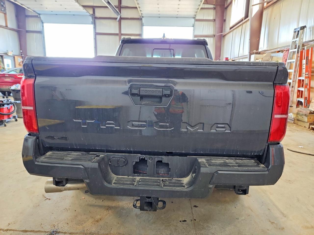 2025 Toyota Tacoma Sr5 - Image 6