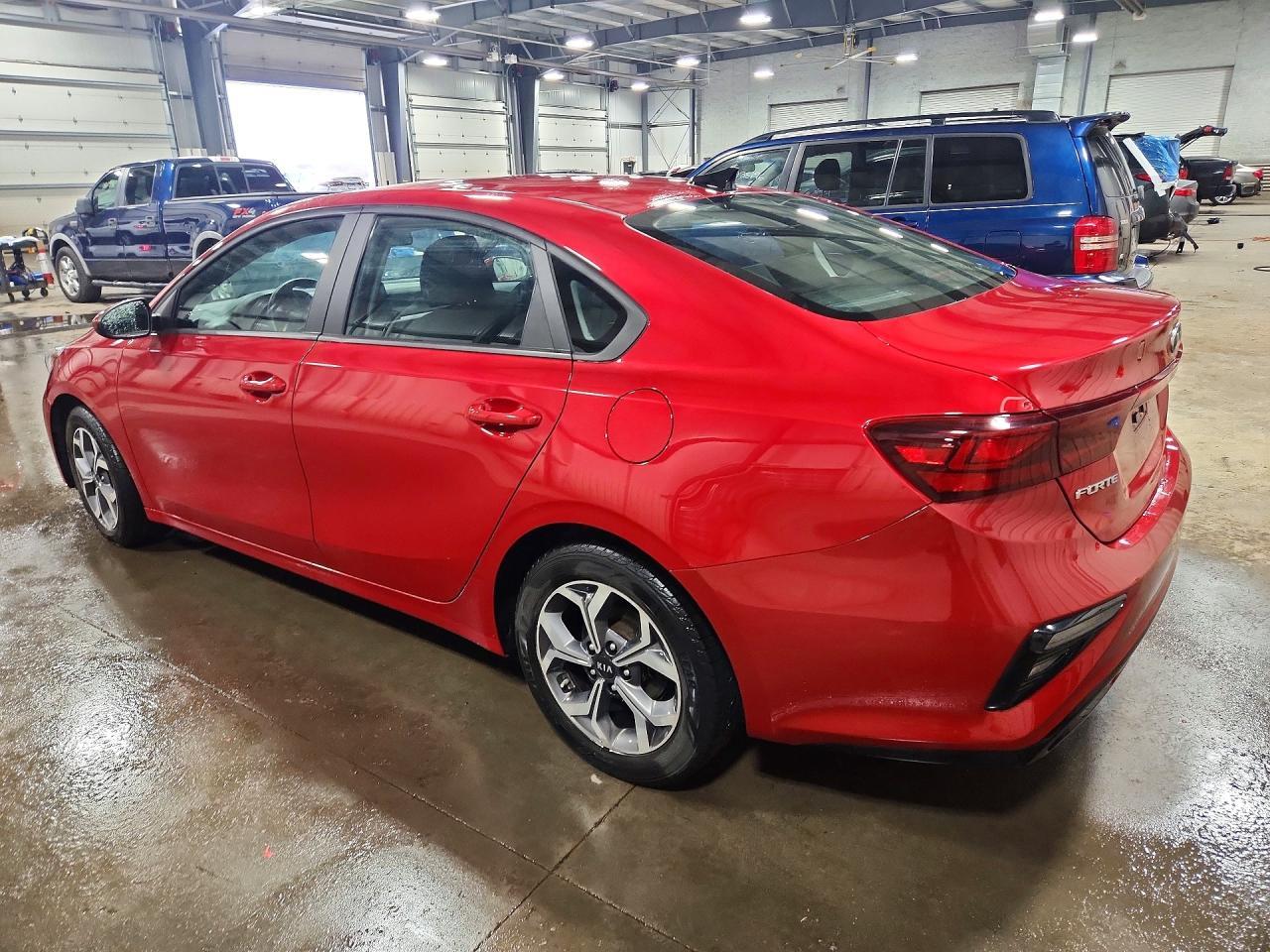2021 Kia Forte Lxs - Image 2