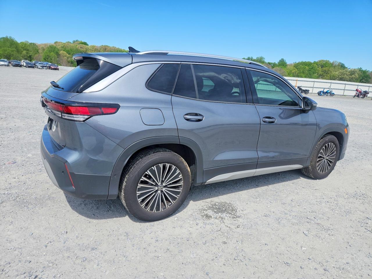 2025 Volkswagen Tiguan S - Image 3