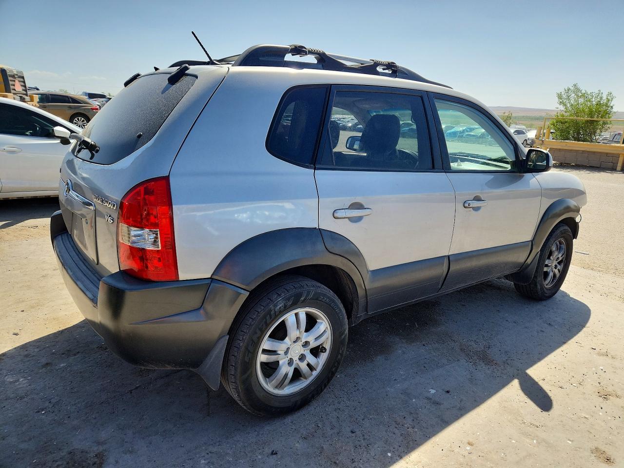 2006 Hyundai Tucson - Image 3
