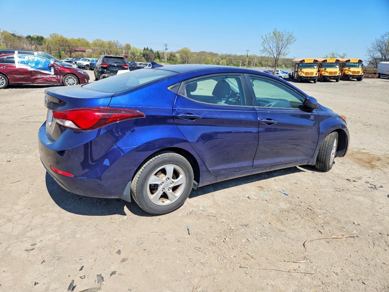 2014 Hyundai Elantra Se - Фото 3