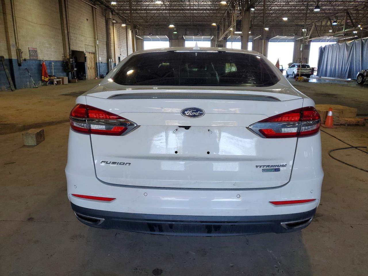 2020 Ford Fusion Titanium - Фото 6