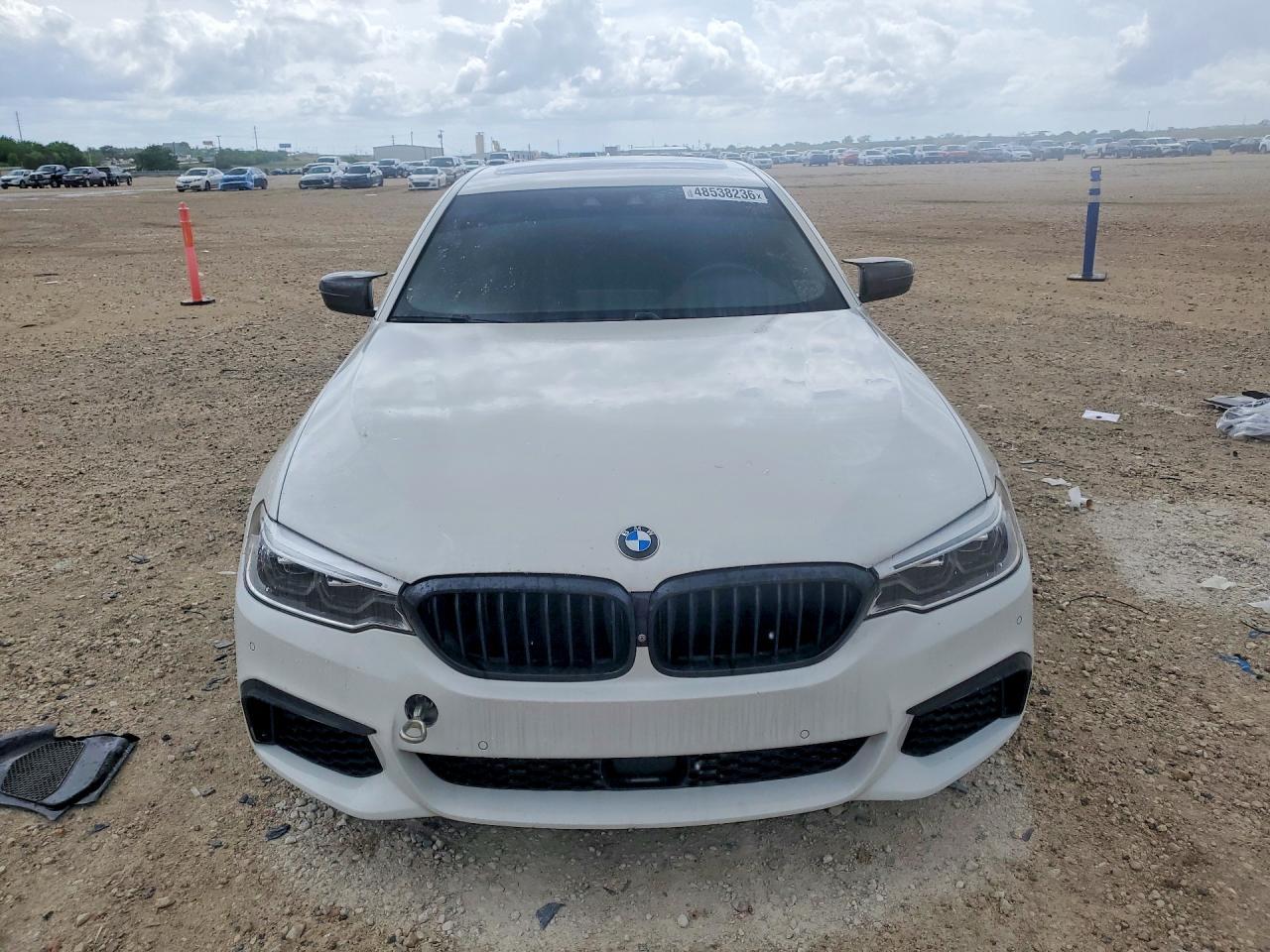 2020 BMW M550Xi - Image 5