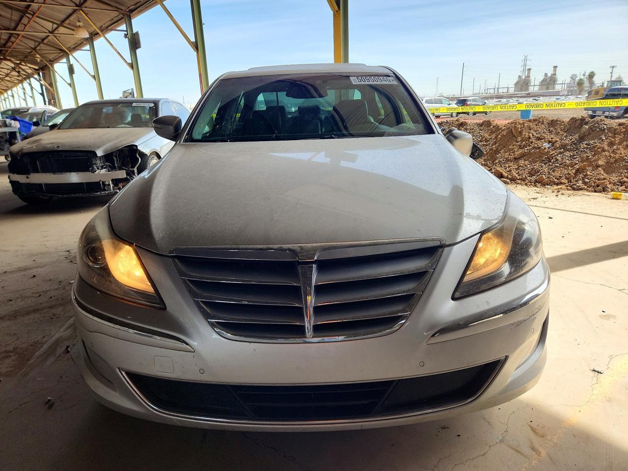 2012 Hyundai Genesis 5.0L R-Spec - Фото 5