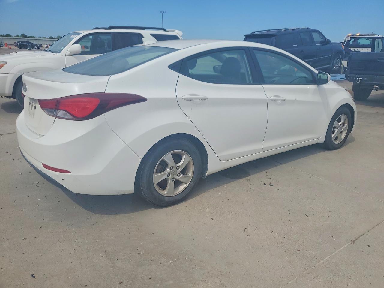 2014 Hyundai Elantra Se - Фото 3