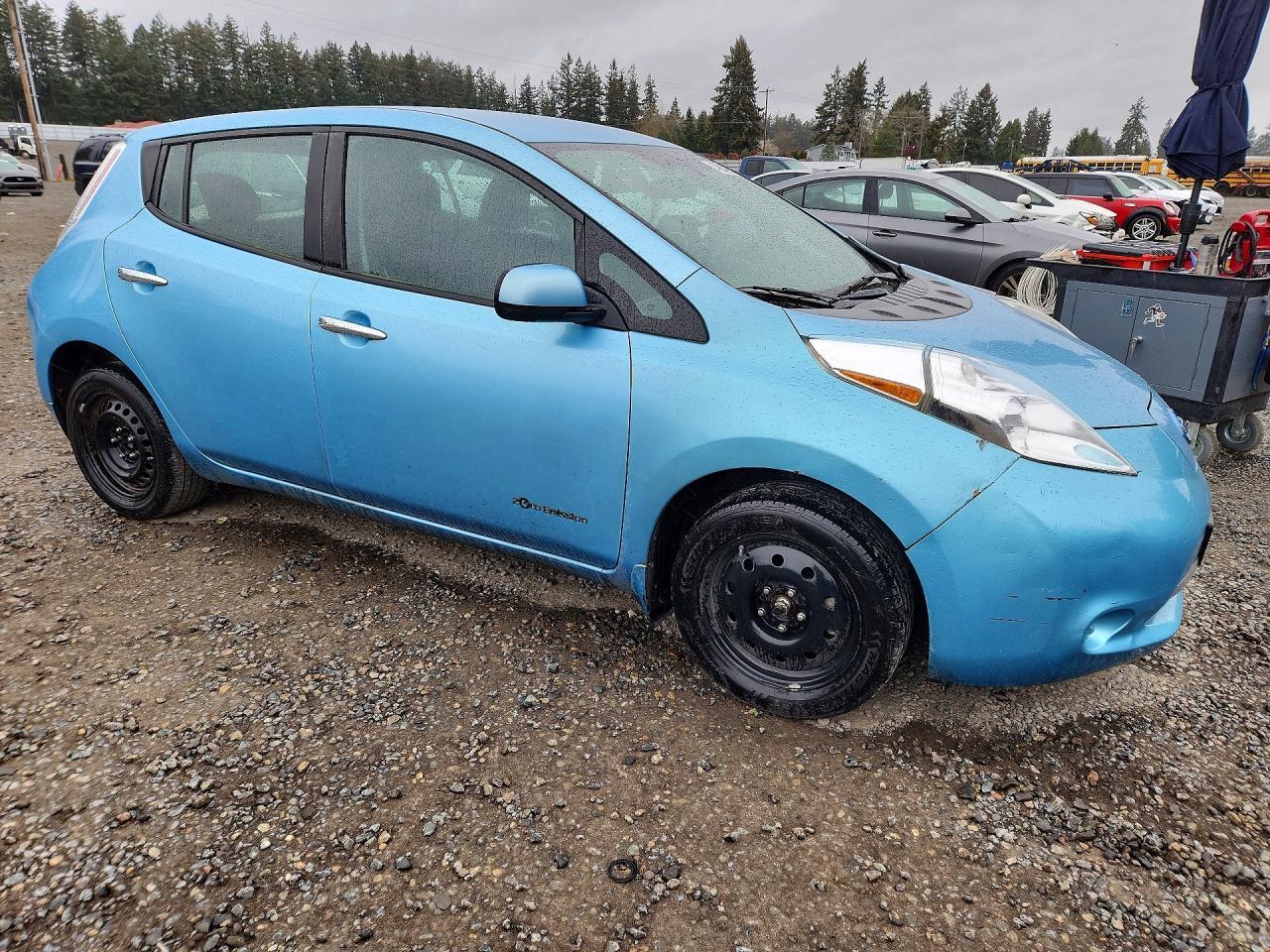 2015 Nissan Leaf S - Фото 4