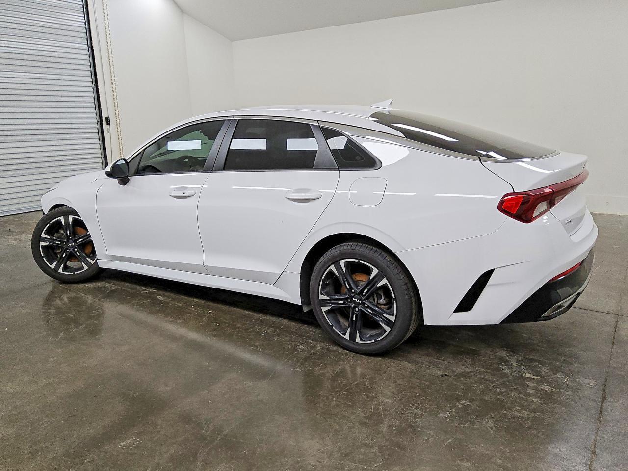 2022 Kia K5 Lxs - Image 2
