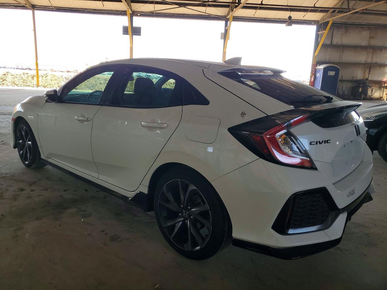 2017 Honda Civic Sport - Фото 2