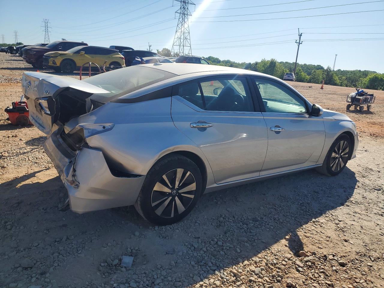 2022 Nissan Altima Sv - Фото 3