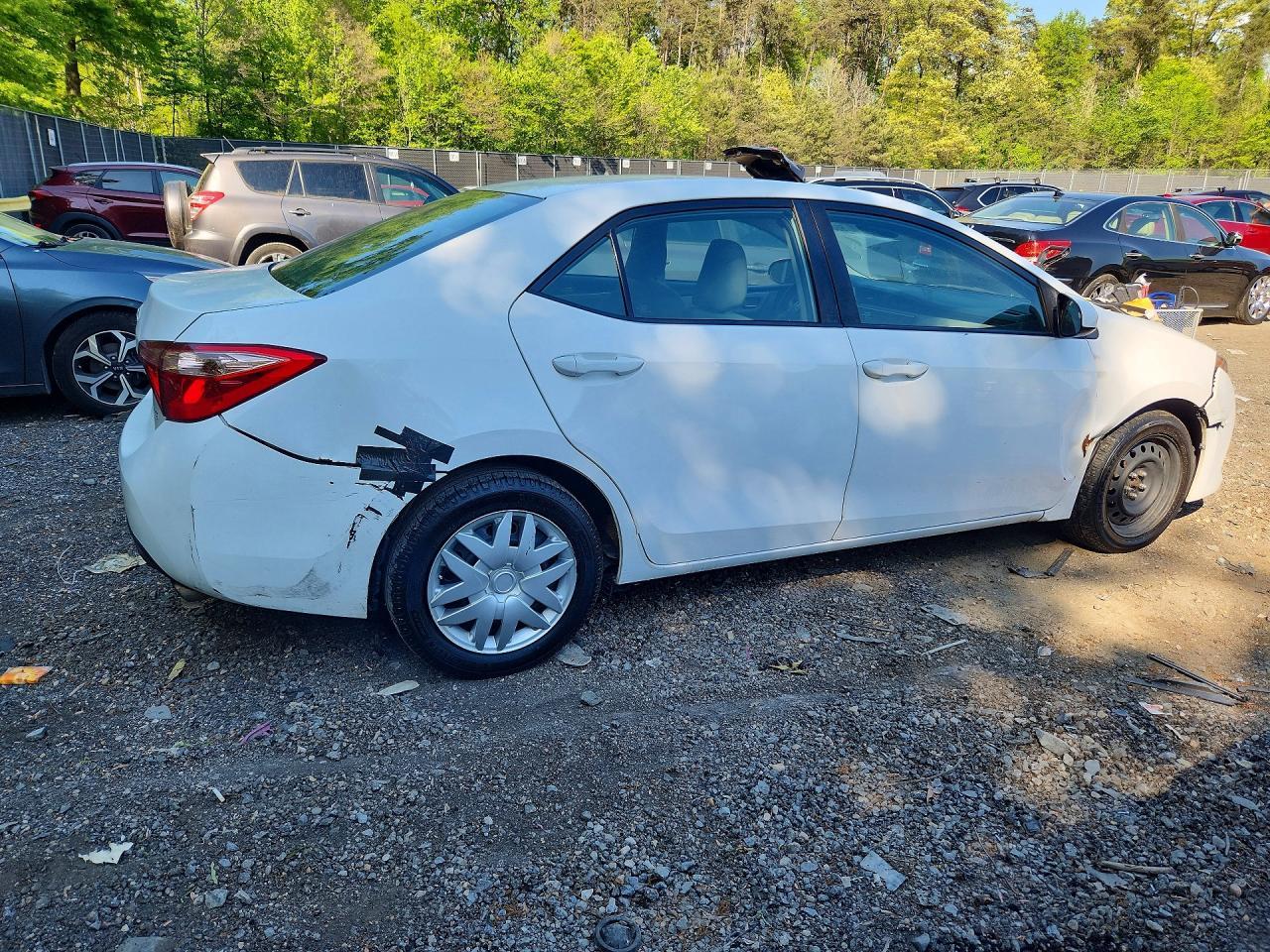 2017 Toyota Corolla Le - Image 3