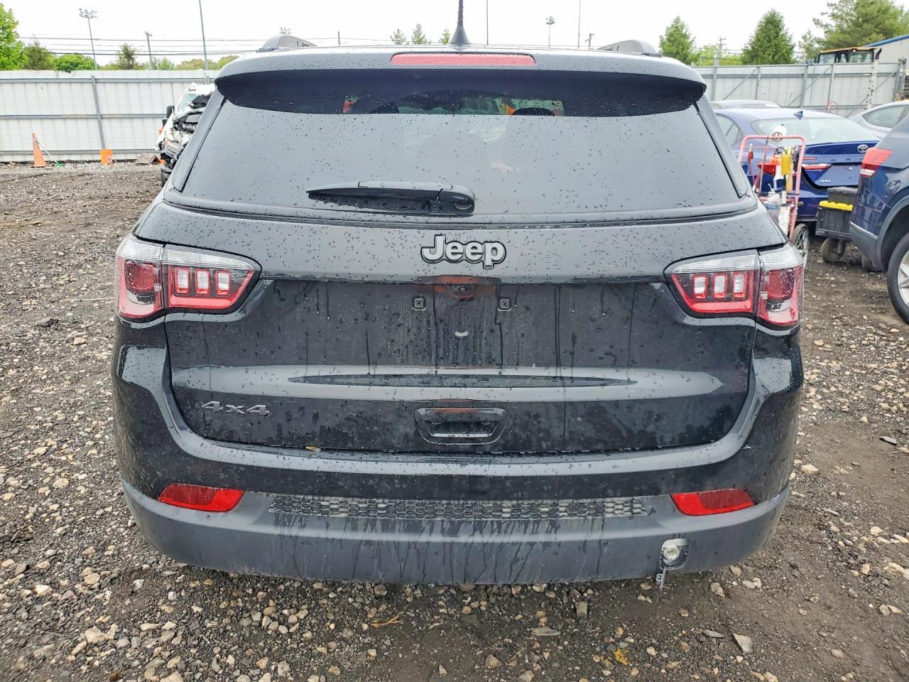 2026 Jeep Compass Latitude - Фото 6