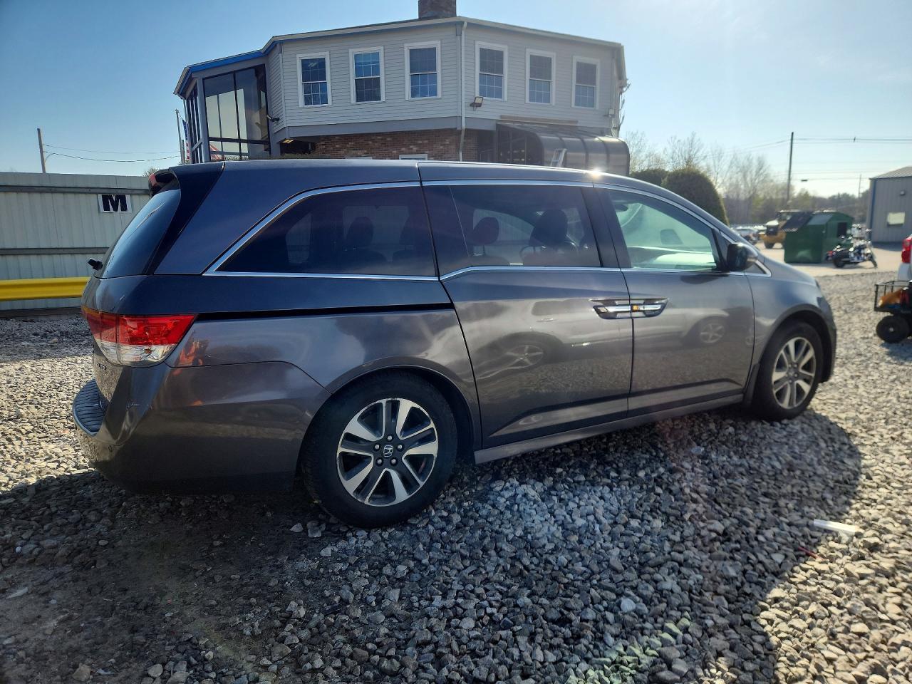 2014 Honda Odyssey Touring - Фото 3