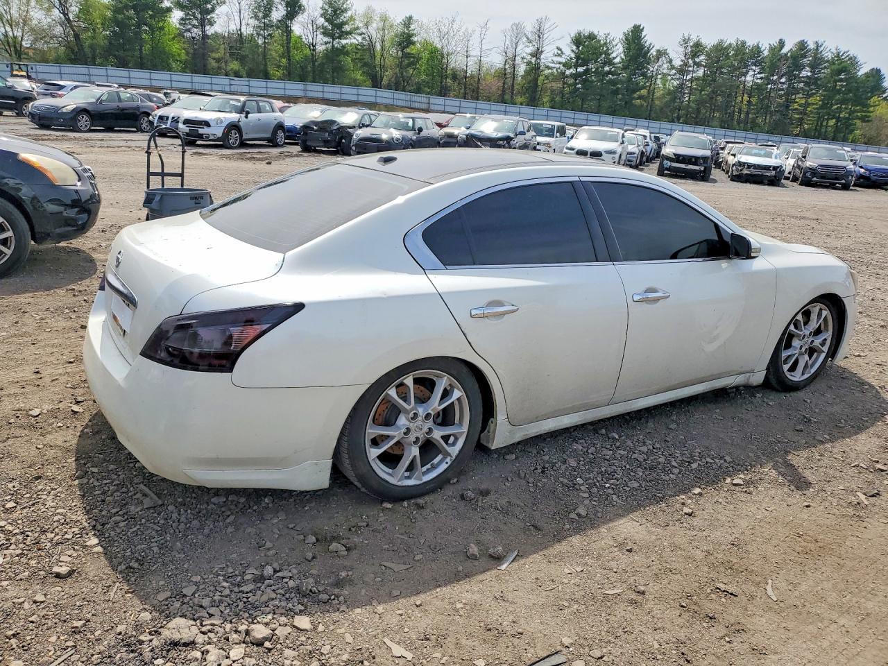 2014 Nissan Maxima 3.5 S - Фото 3