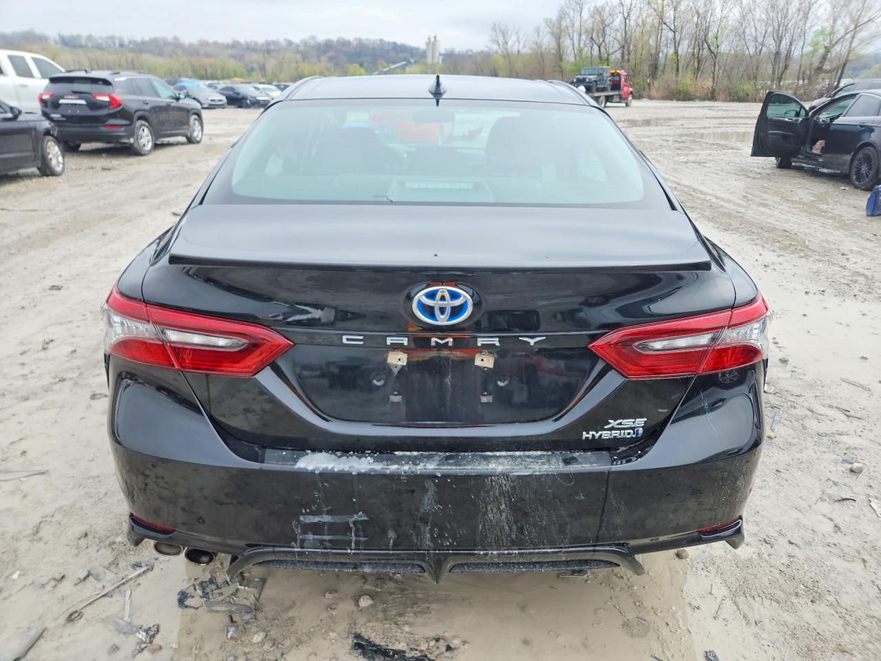 2023 Toyota Camry Hybrid Xse - Image 6