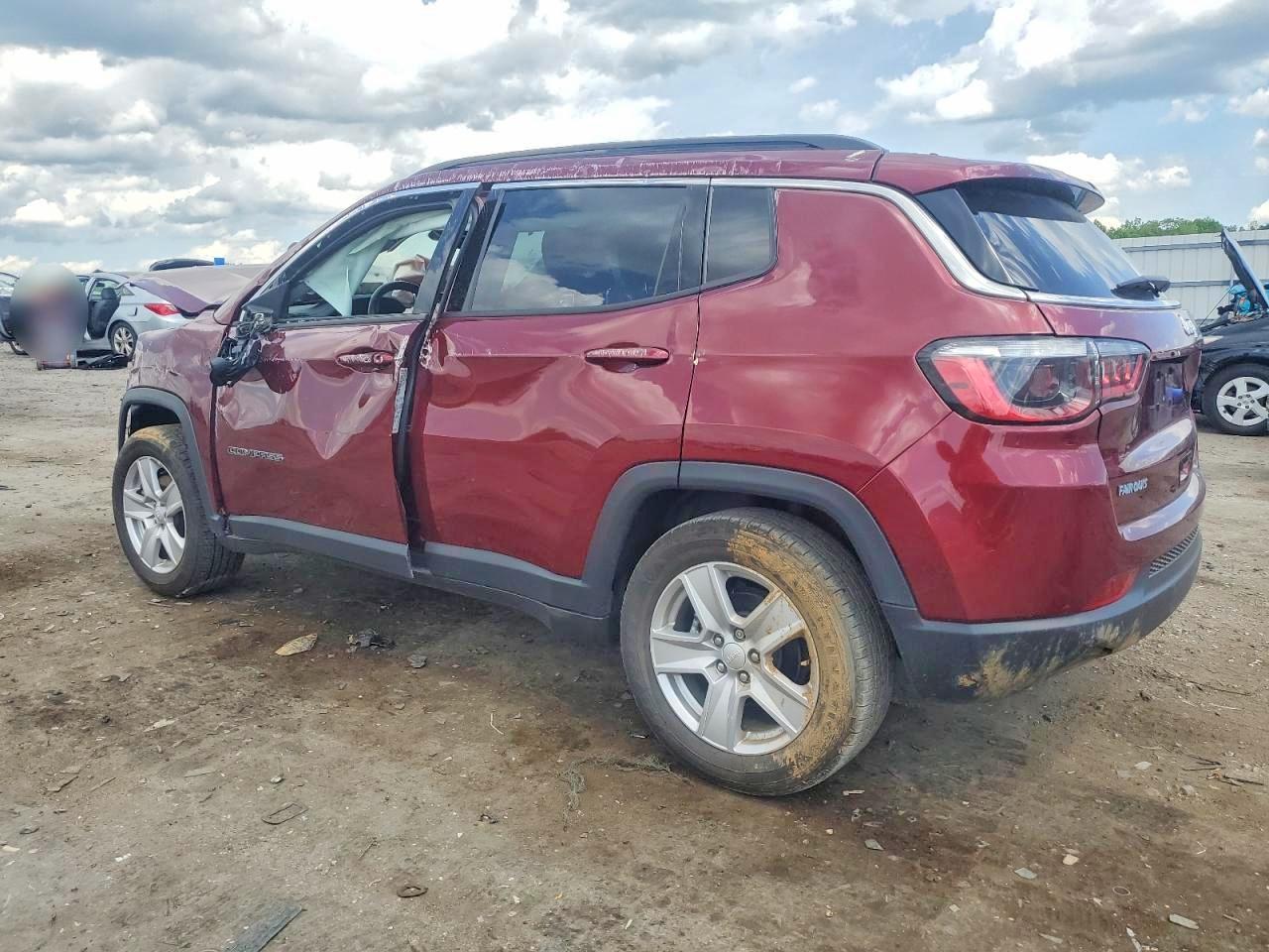 2022 Jeep Compass - Фото 2