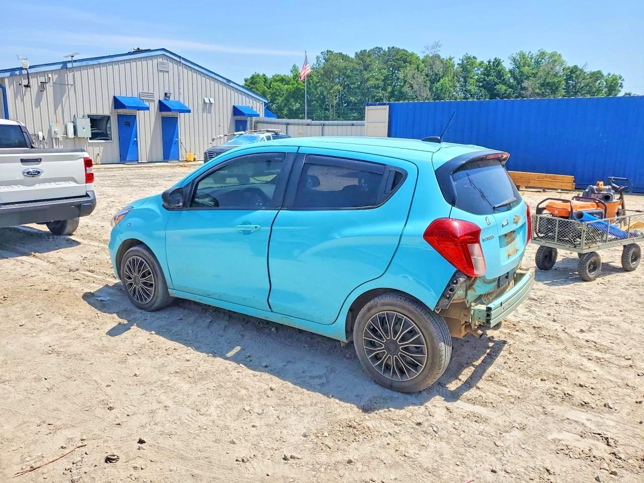2021 Chevrolet Spark Ls - Фото 2