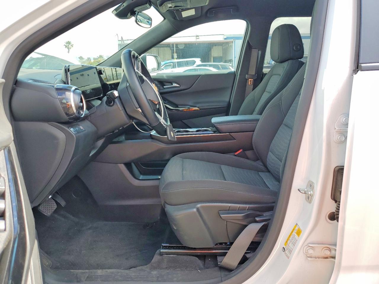 2025 Chevrolet Equinox Lt - Image 7