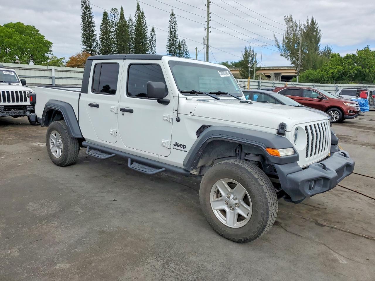2020 Jeep Gladiator Sport - Фото 4