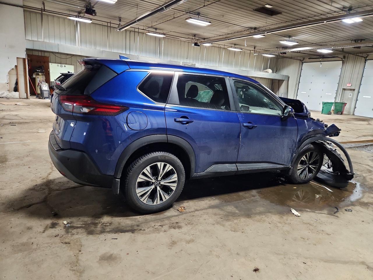 2023 Nissan Rogue Sv - Image 3