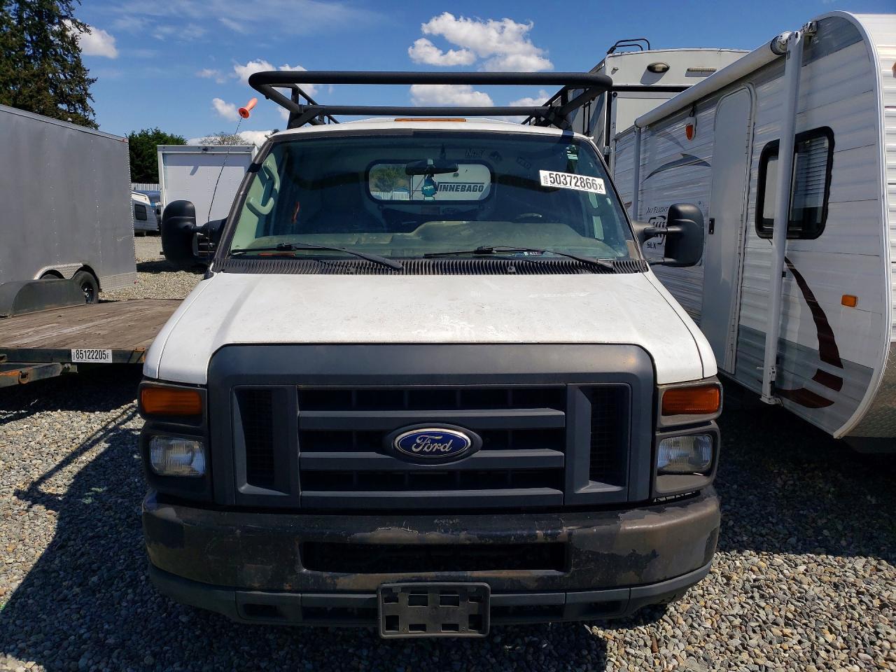 2010 Ford Econoline E350 Super Duty Cutaway Van - Image 5