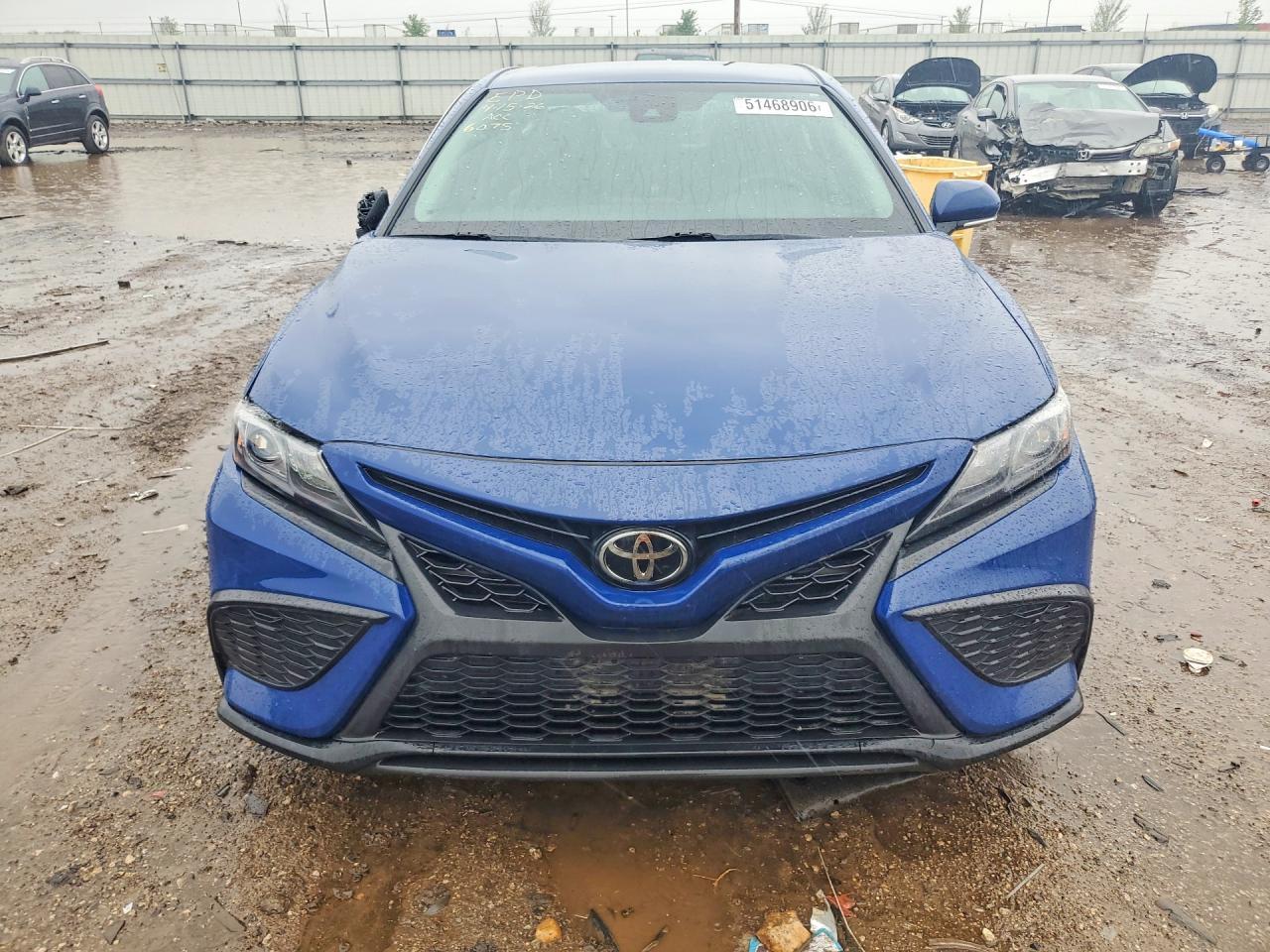 2024 Toyota Camry Se - Фото 5