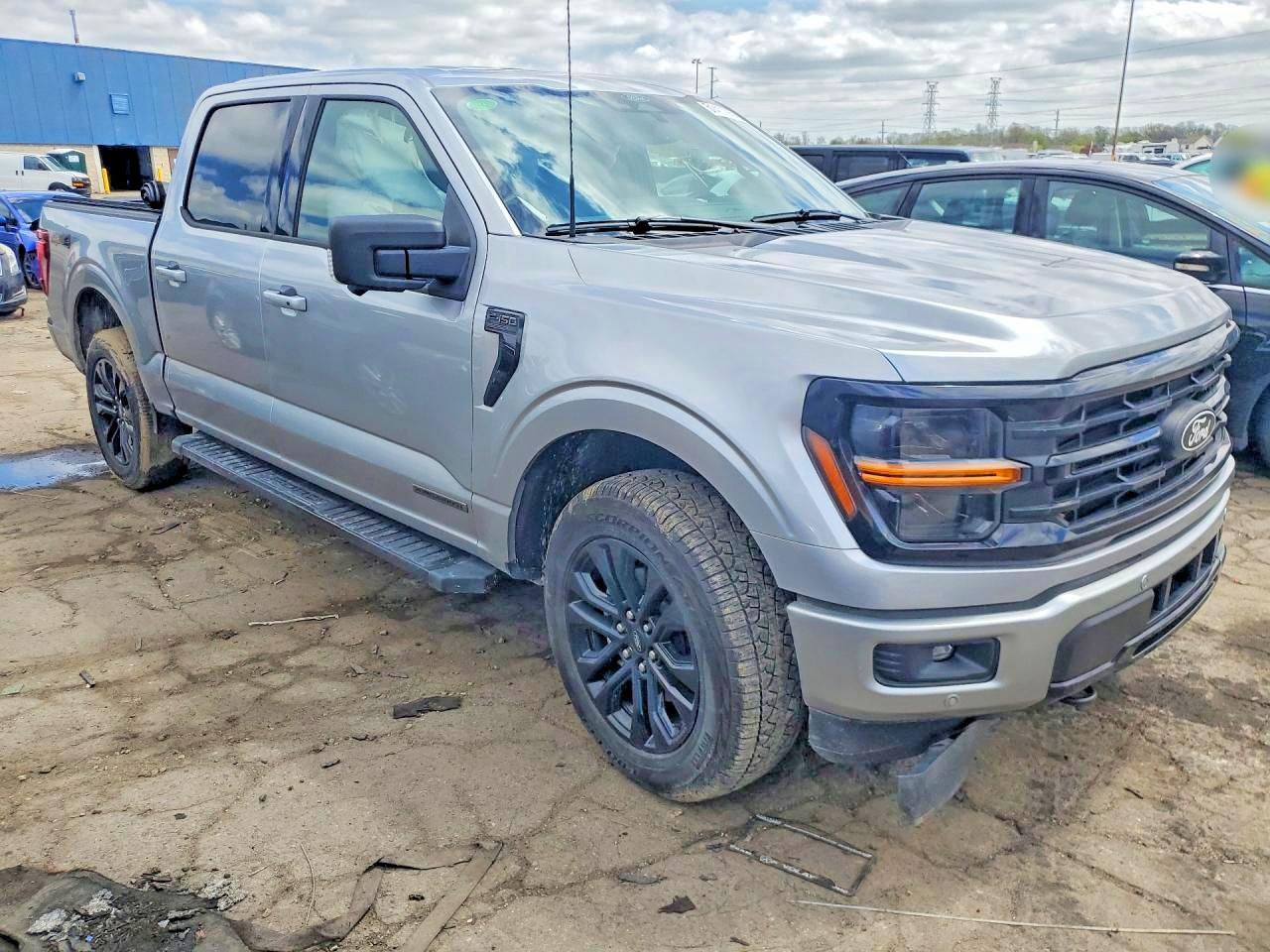2025 Ford F150 Xlt - Фото 4