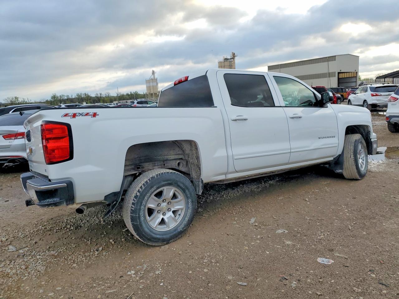 2015 Chevrolet Silverado K1500 Lt - Фото 3