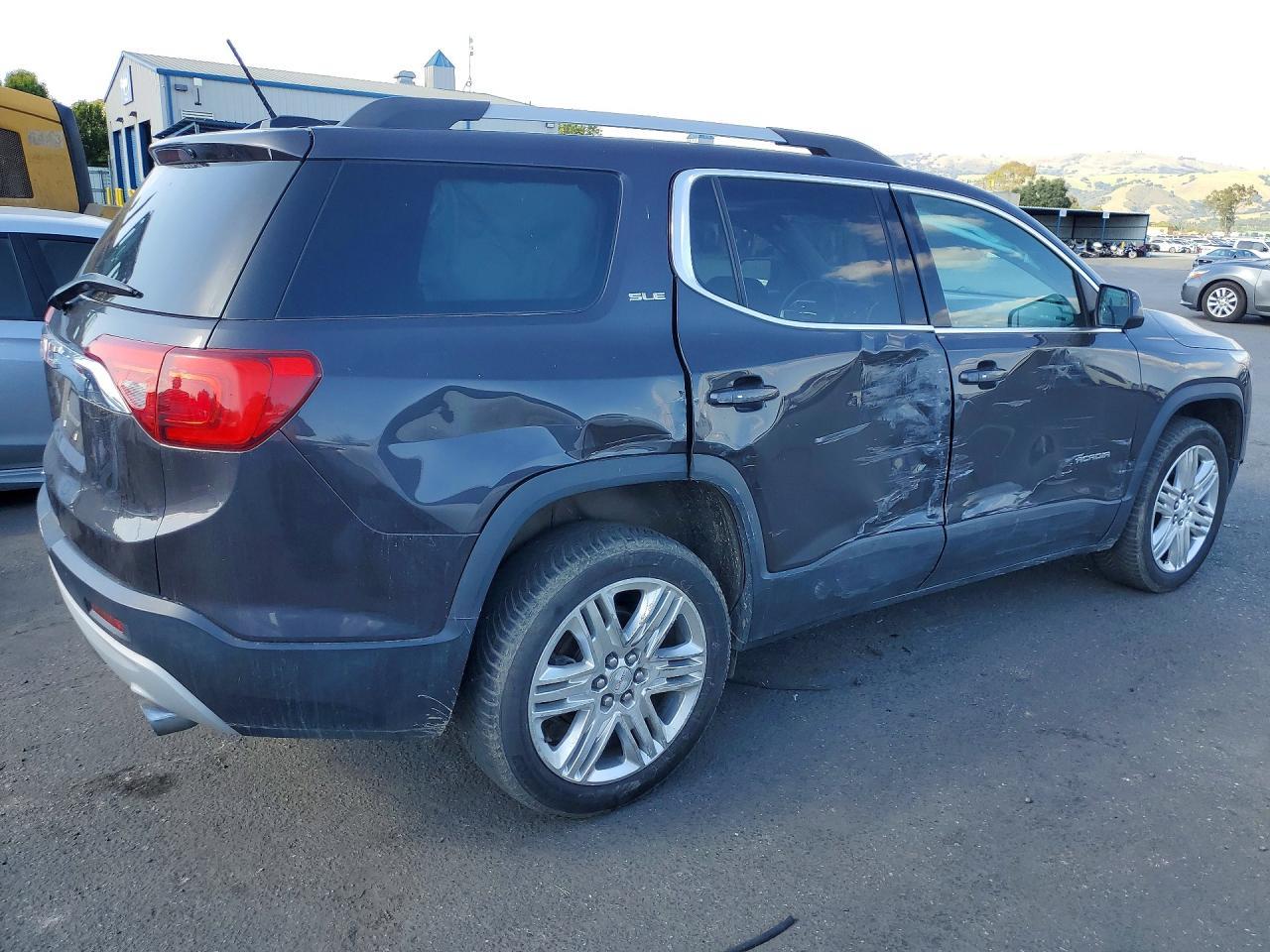 2017 GMC Acadia - Фото 3