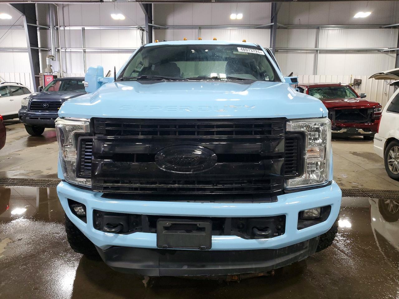 2019 Ford F350 Super Duty - Фото 5