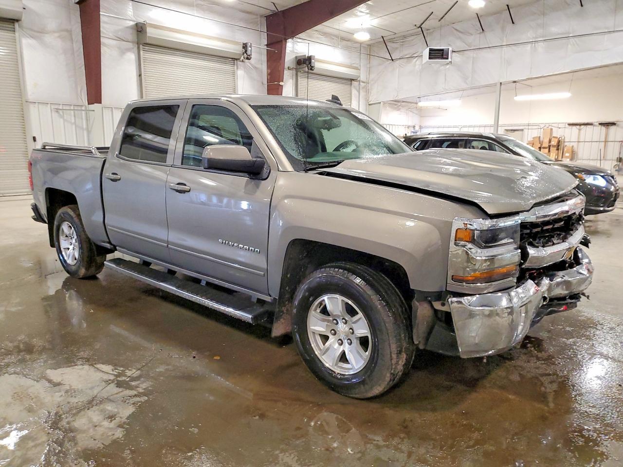2017 Chevrolet Silverado K1500 Lt - Image 4