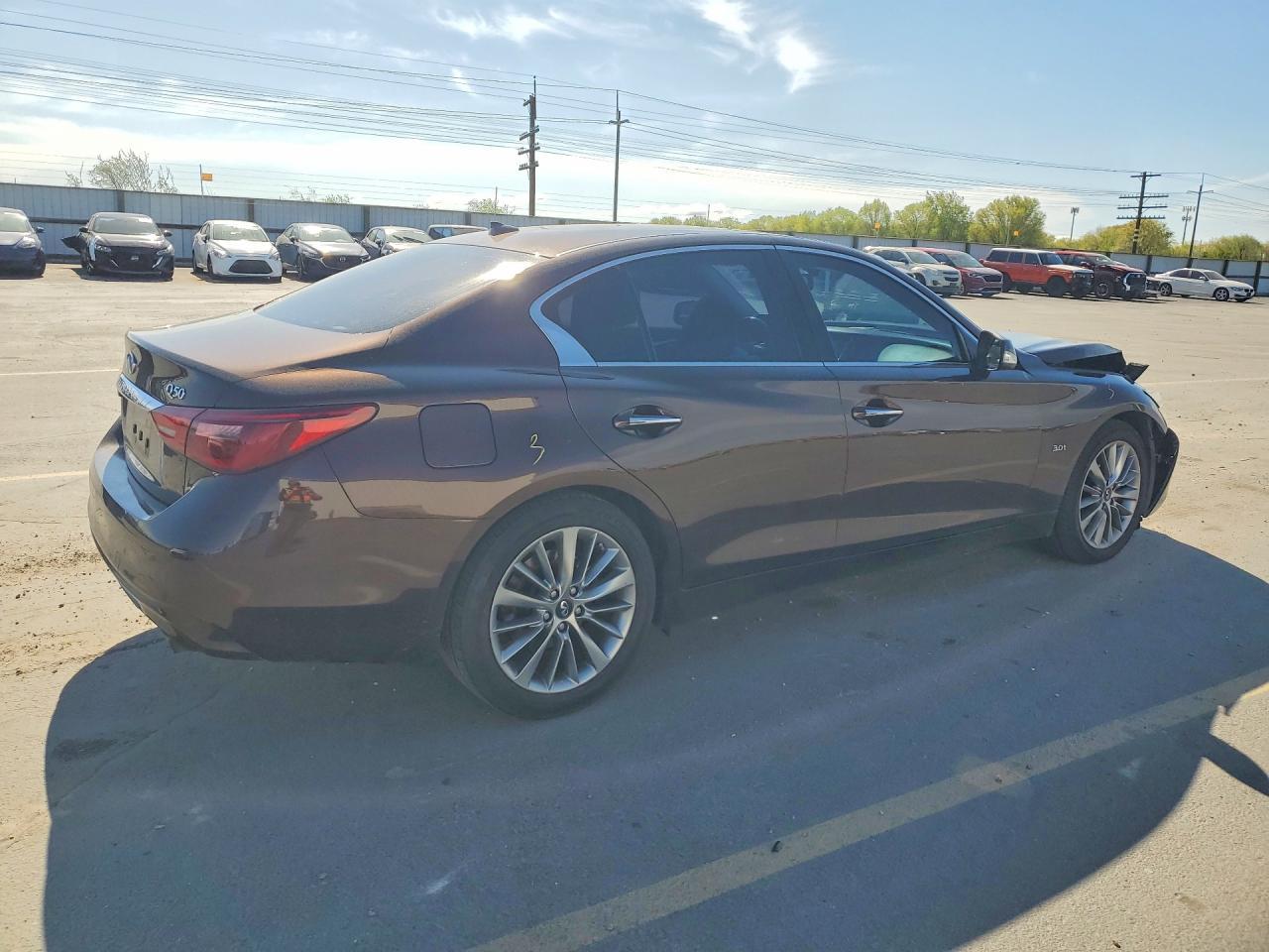 2018 Infiniti Q50 3.0T Luxe - Image 3