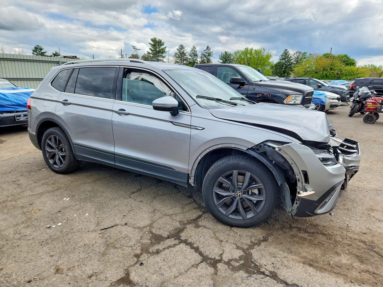2024 Volkswagen Tiguan Se - Фото 4