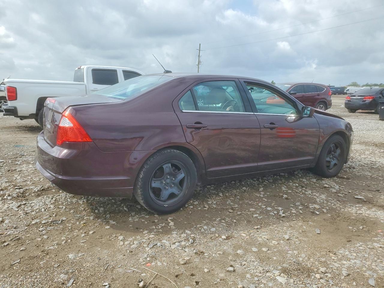 2011 Ford Fusion Se - Фото 3