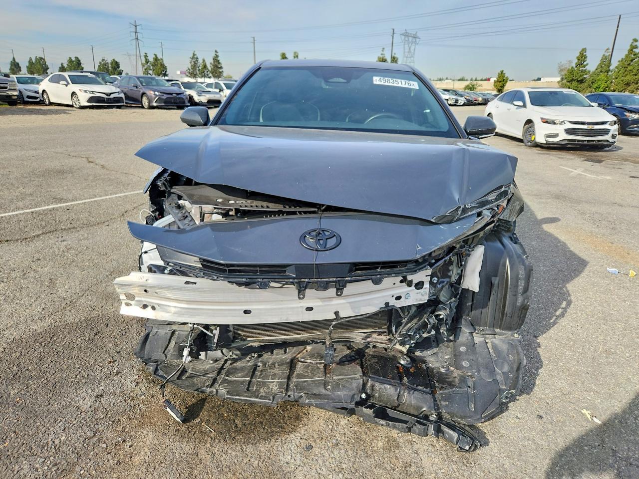 2025 Toyota Camry Se - Image 5