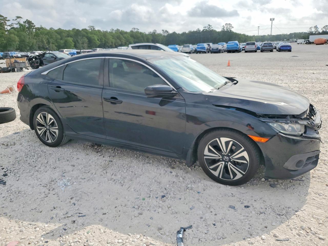 2018 Honda Civic Ex - Image 4